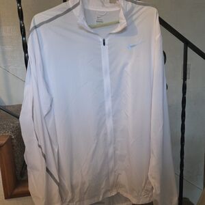 Nike Men's Whire And Light Gray Windbreaker